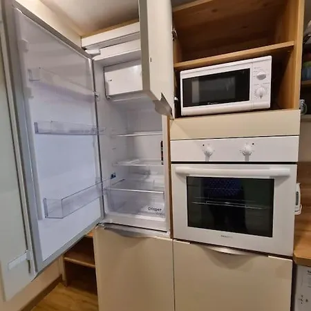 Au Calme Dans Avec Piscine