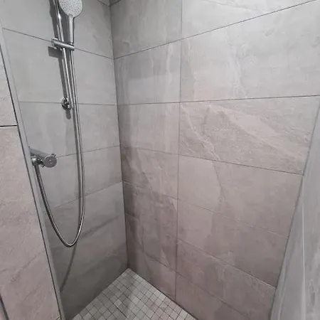 Au Calme Dans Avec Piscine Apartment *