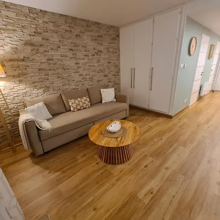 Au Calme Dans Avec Piscine Boersch